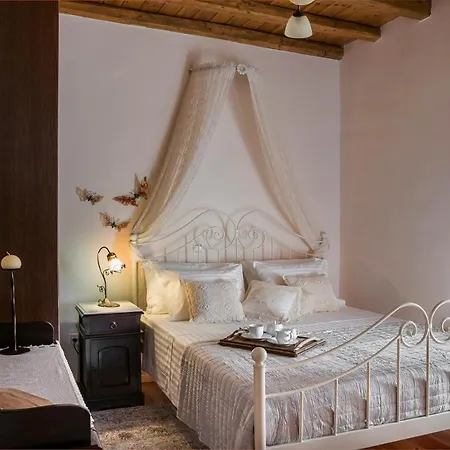 Traditional Stone House Anofli 1843 Kefalonia בית נופש פיסקרדו