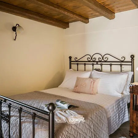 Holiday home Traditional Stone House Anofli 1843 Kefalonia *