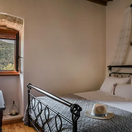 Traditional Stone House Anofli 1843 Kefalonia Vakantiehuis