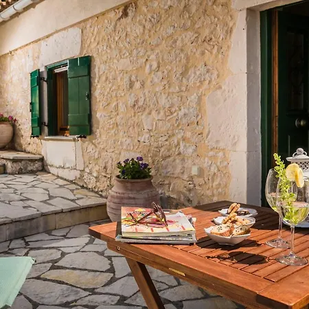 Traditional Stone House Anofli 1843 Kefalonia